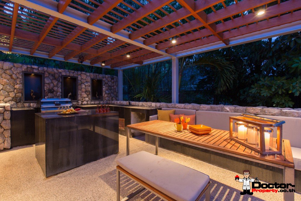 Stunning 5 Bedroom Oceanfront Hale Malia Villa – Kamala Beach – Phuket West – for sale