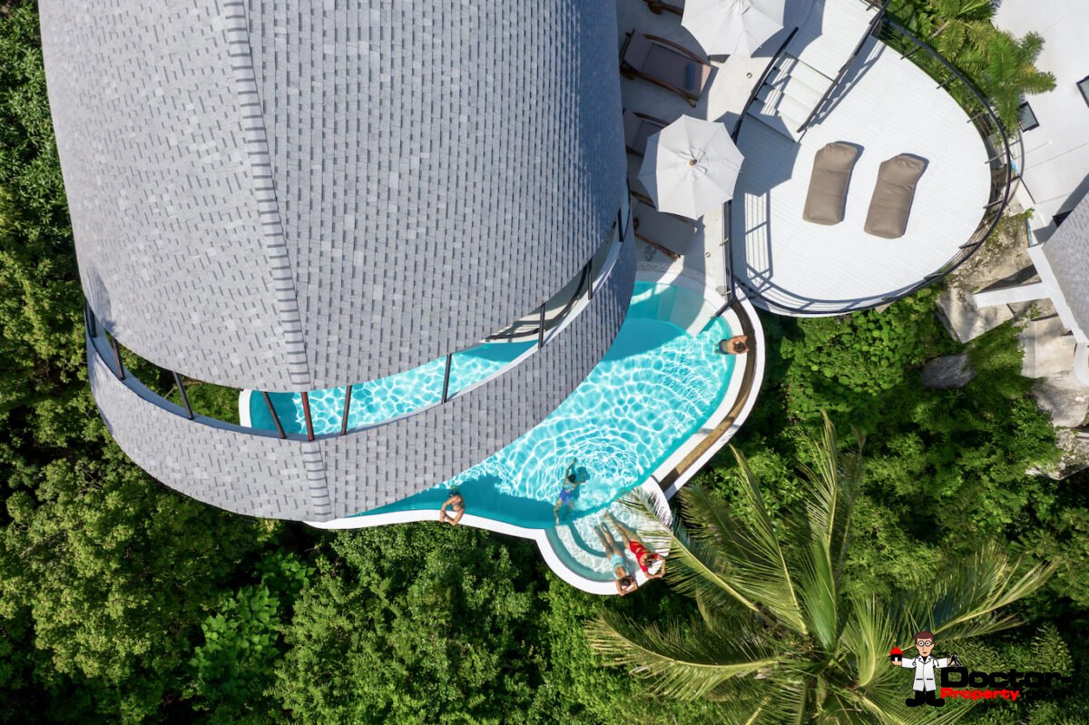 Luxury Villa Complex with 9 Bedrooms and Seaview – Chaweng Noi, Koh Samui – For Sale