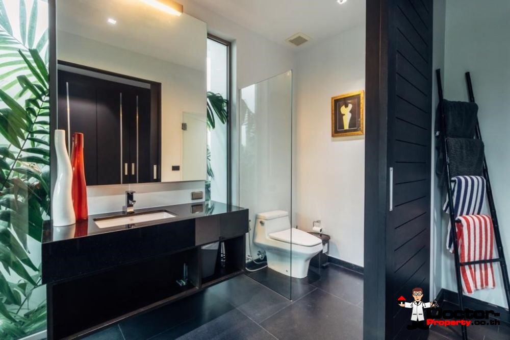 5 Bedroom Pool Anchan Villa - Cherng Talay - Bang Tao Beach - Phuket West - for sale