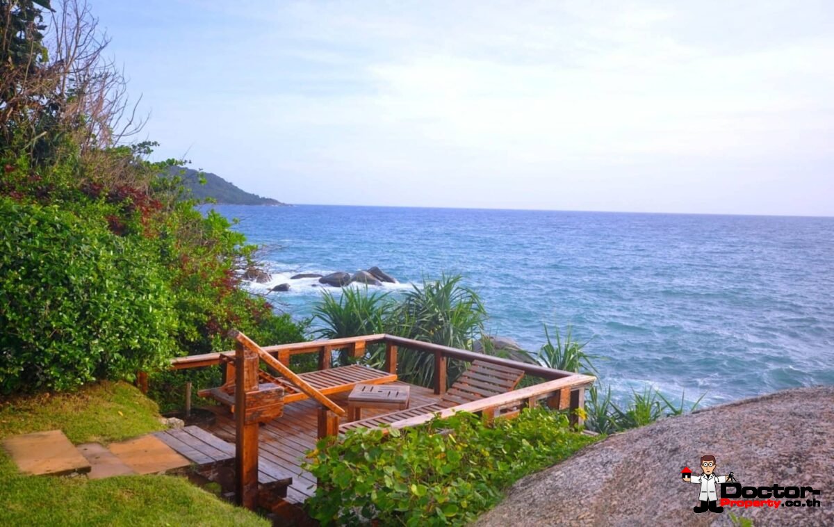 Beachfront 4 Bedroom Pool Villa - Kata Beach - Phuket South - for sale