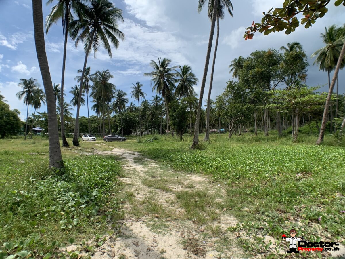 Great Beachfront Land in Hua Thanon, Koh Samui - For Sale