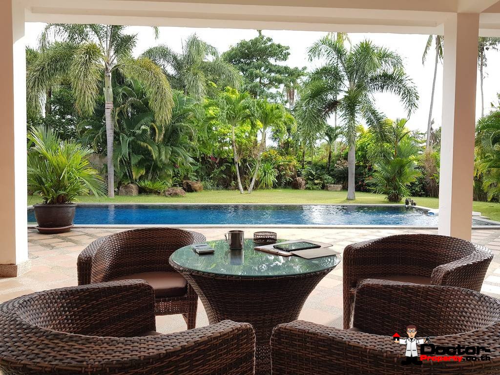 4 Bedroom Pool Villa – Thong Krut – Koh Samui – For Sale