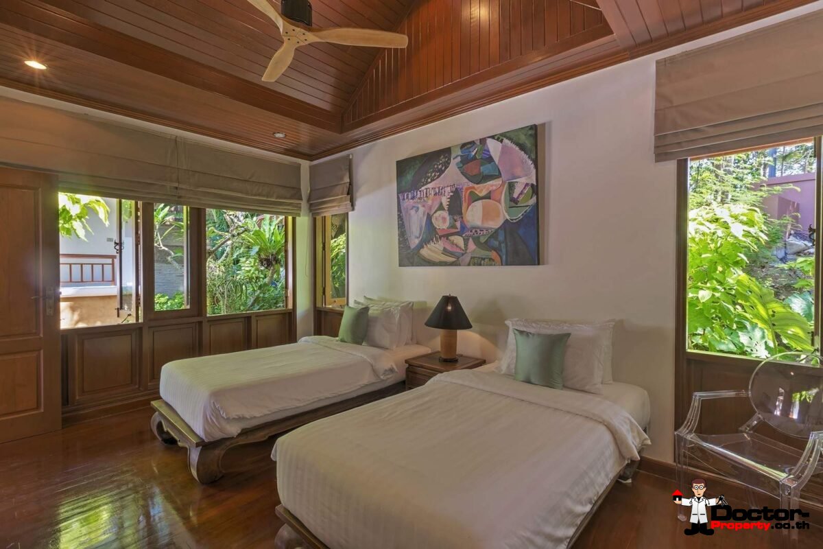 Luxury 8 Bedroom Oceanfront Villa - Kata Beach - Phuket South - for sale