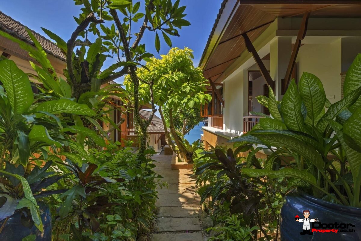 Luxury 8 Bedroom Oceanfront Villa - Kata Beach - Phuket South - for sale