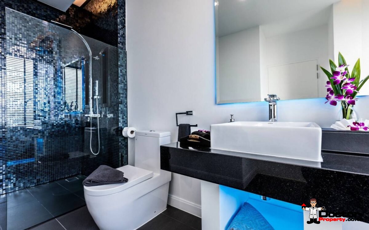 Fantastic Sea View Villa - 6 Bedroom - Cape Amarin Estate – Kamala Beach – Phuket West – For Sale