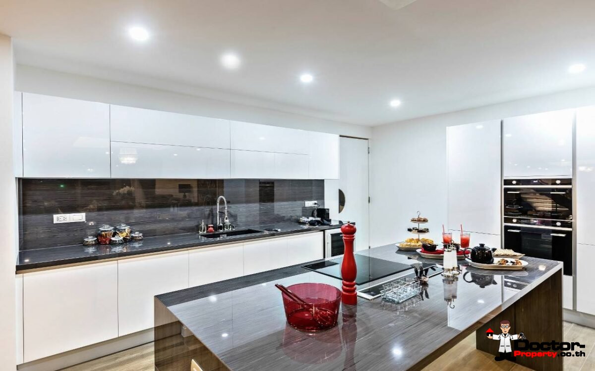 Fantastic Sea View Villa - 6 Bedroom - Cape Amarin Estate – Kamala Beach – Phuket West – For Sale