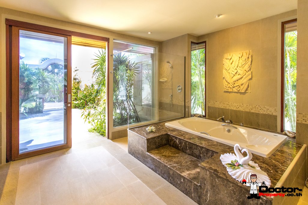 Palatial Thai Estate with Magnificent Sea views – Bo Phut, Koh Samui – For Sale