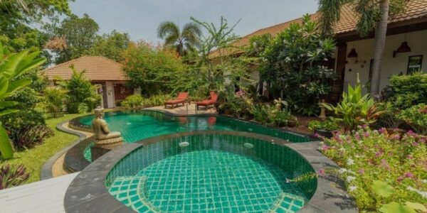 Contemporary 4 Bedroom Pool Villa – Plai Laem, Koh Samui – For Sale