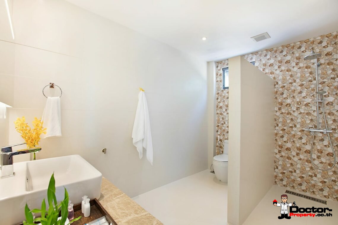 Luxury Beachfront 4 Bedroom Pool Villa – Laem Sor, Koh Samui – For Sale