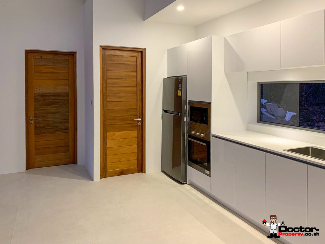 New 4 Bedroom Hillside Villa with Sea View in Chaweng, Koh Samui – For Sale