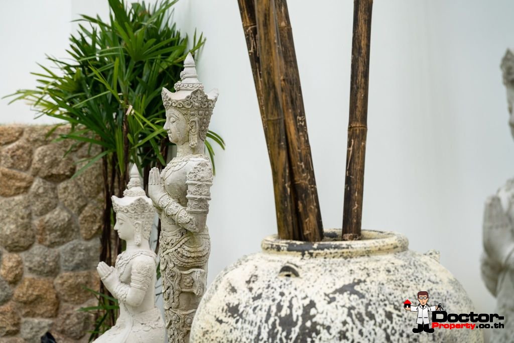 New Balinese Style Modern Pool Villa – Mae Nam, Koh Samui – For Sale