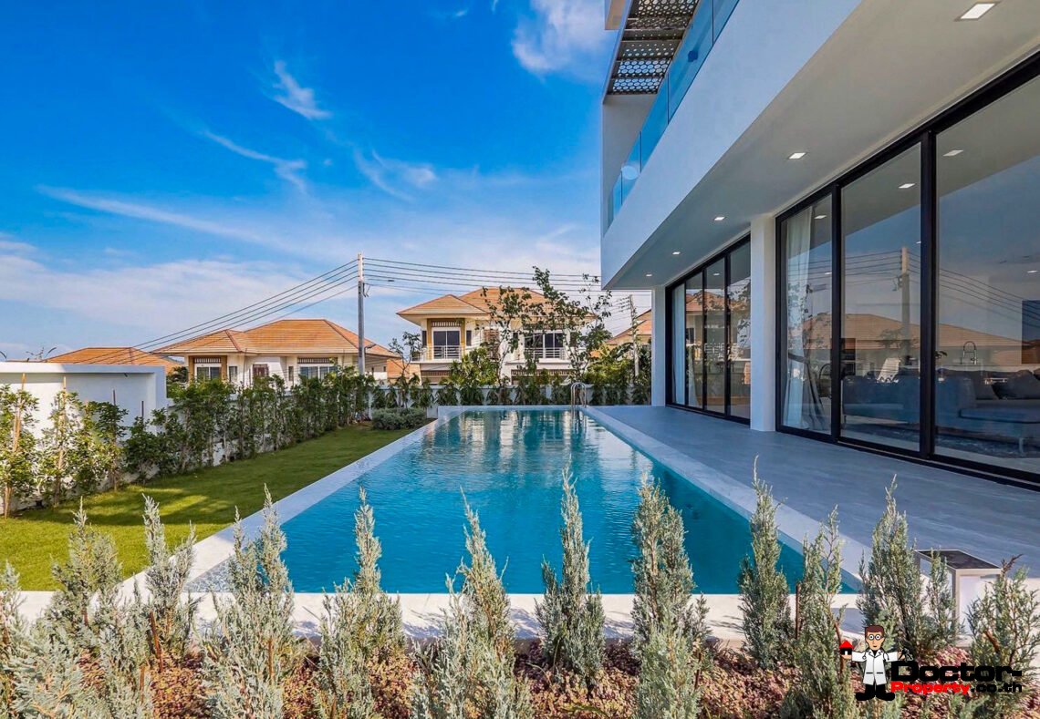 Newly Built 3 Bed Modern Sea view Villa – Chaweng, Koh Samui – For Sale