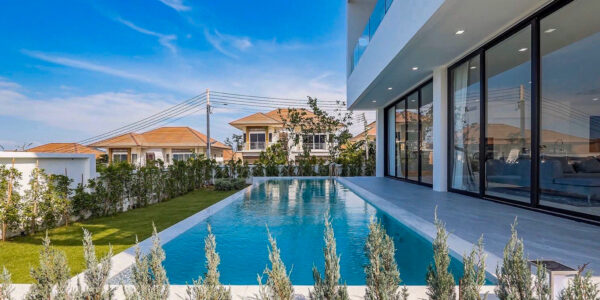 Newly Built 3 Bed Modern Sea view Villa – Chaweng, Koh Samui – For Sale