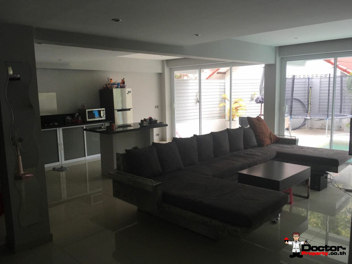 12 Bed Hotel Apartment in Chaweng, Koh Samui – For Sale