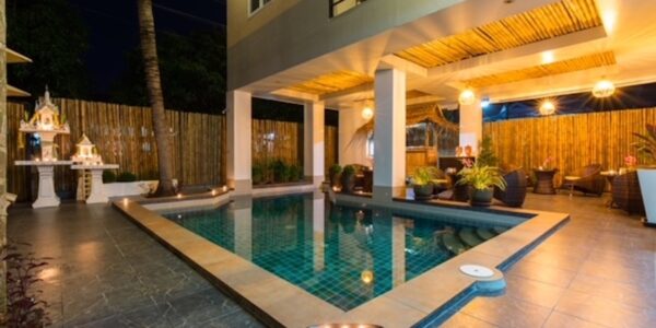 11 Bed Boutique Guesthouse – Chaweng, Koh Samui – For Sale