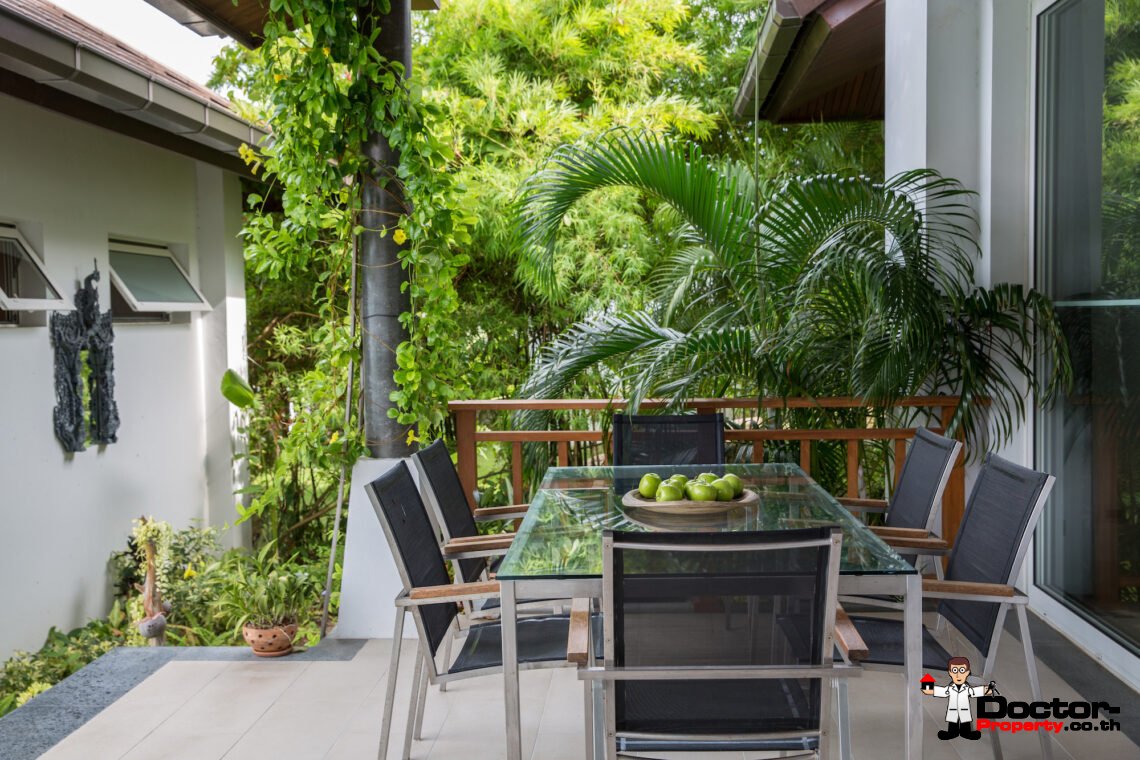 3 Bedroom Pool Villa with Spectacular View in Choeng Mon, Koh Samui – For Sale