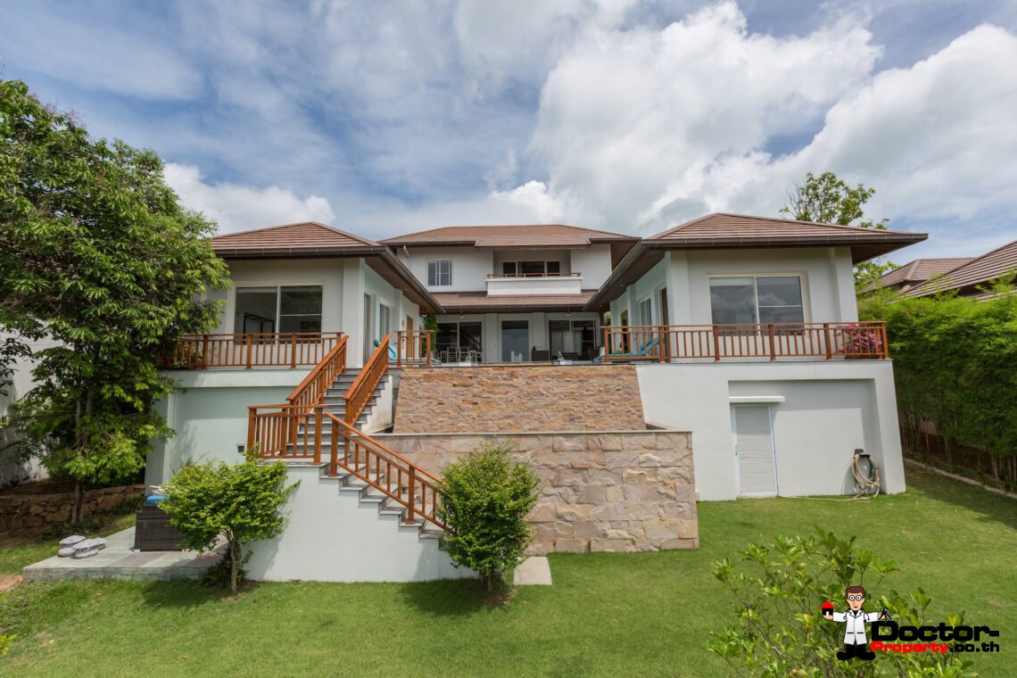 3 Bedroom Pool Villa with Spectacular View in Choeng Mon, Koh Samui – For Sale