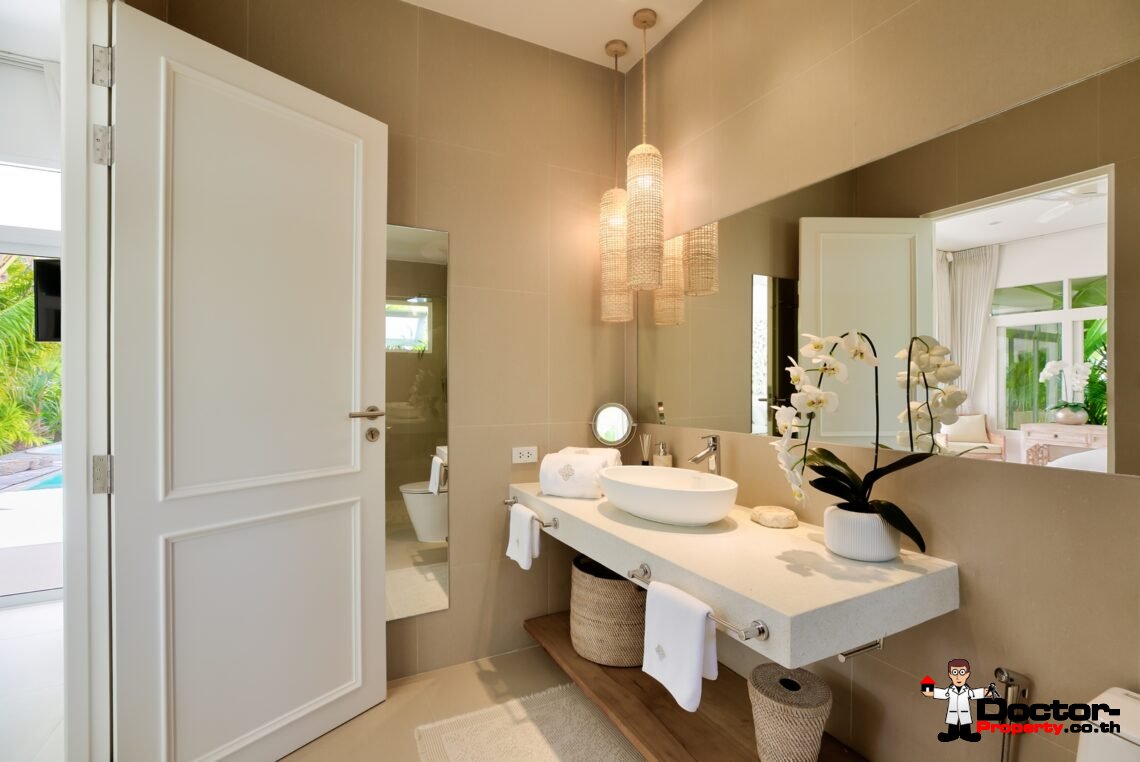 3 Bedroom Modern Balinese Pool Villa – Bo Phut, Koh Samui – For Sale