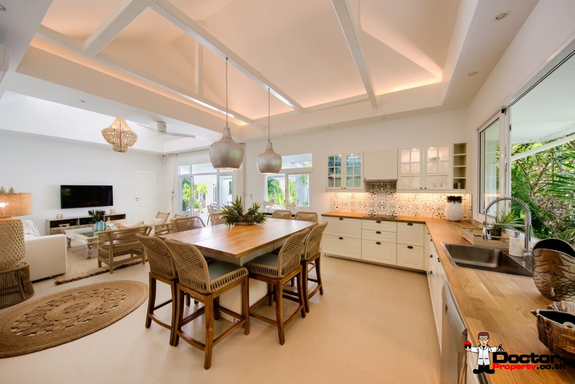 3 Bedroom Modern Balinese Pool Villa – Bo Phut, Koh Samui – For Sale