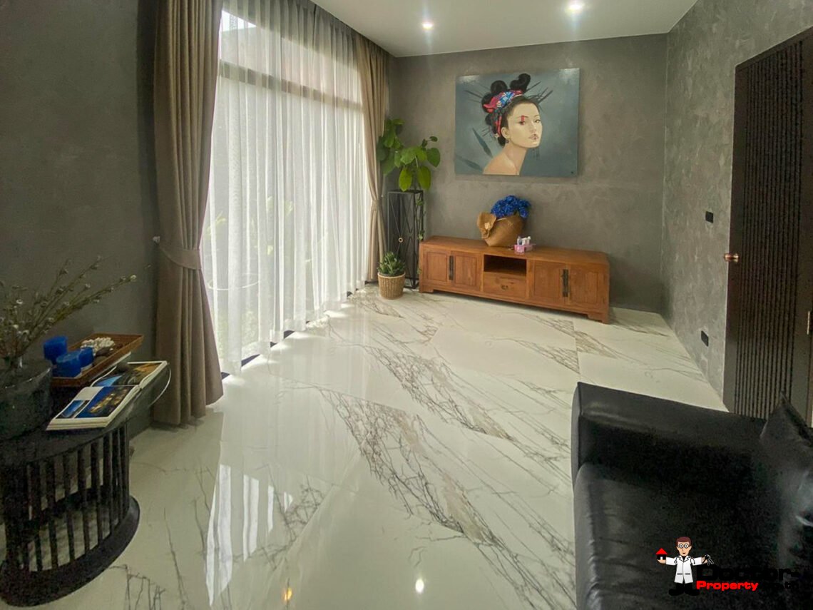 Unique 4 Bedroom Modern Villa with Pool in Chaweng, Koh Samui – For Sale