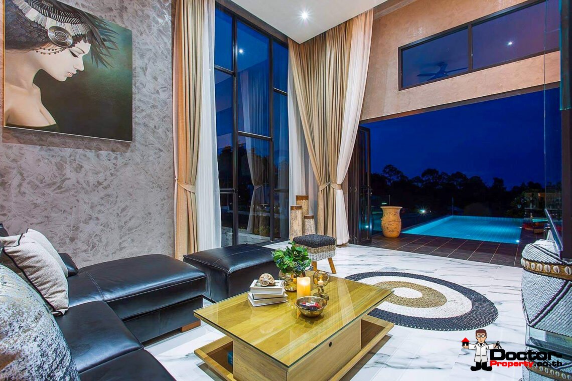 Unique 4 Bedroom Modern Villa with Pool in Chaweng, Koh Samui – For Sale