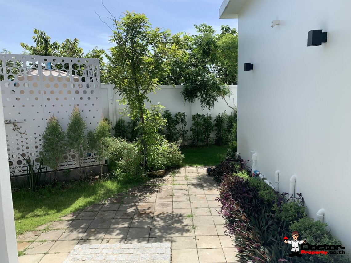 Newly Built 3 Bed Modern Sea view Villa – Chaweng, Koh Samui – For Sale