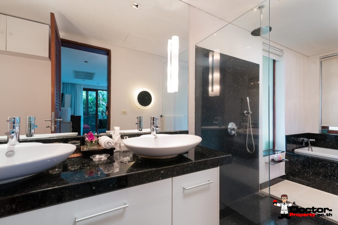 Luxurious 5 Bedroom Beachfront Residence on Ban Tai Beach, Koh Samui – For Sale