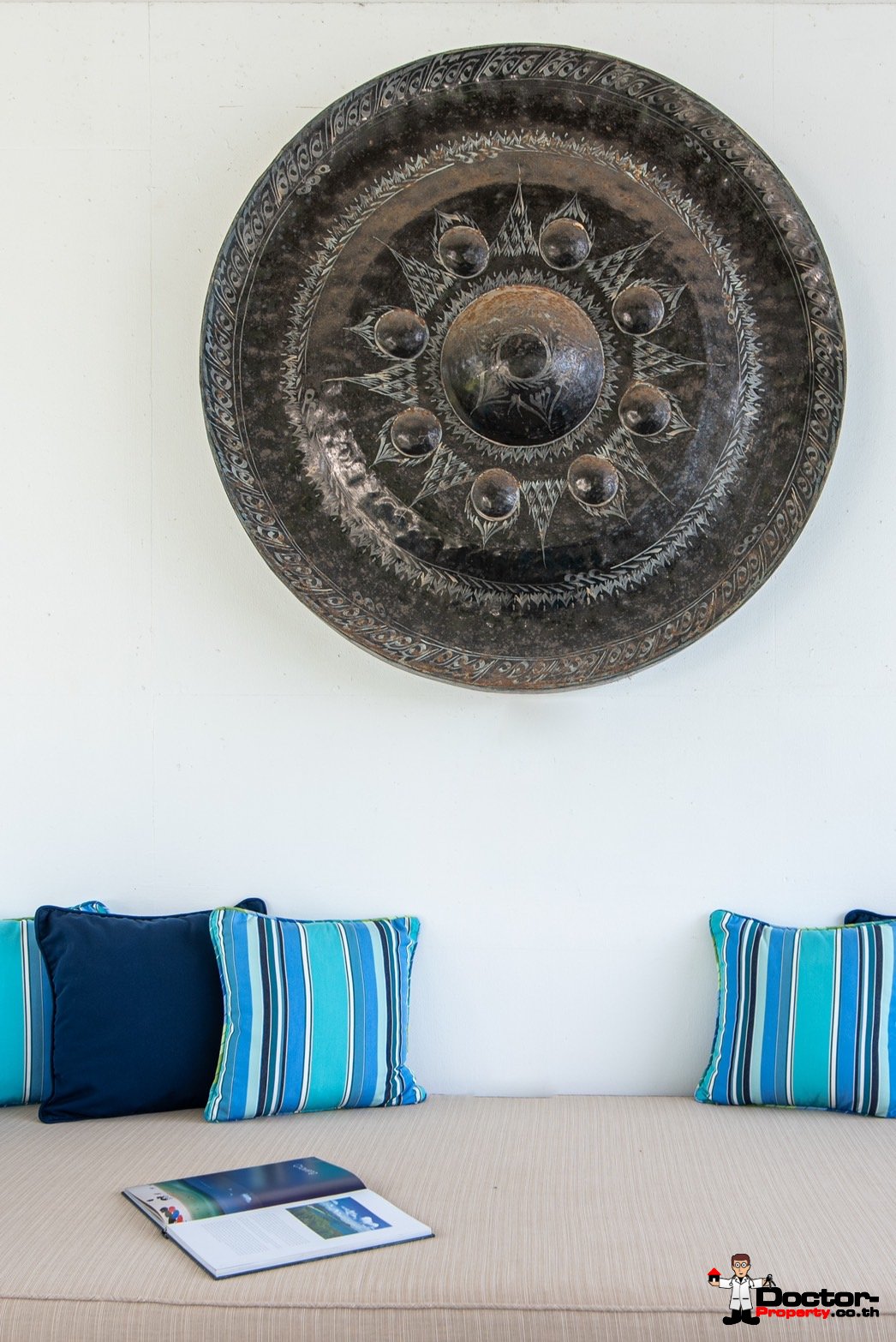 Luxurious 5 Bedroom Beachfront Residence on Ban Tai Beach, Koh Samui – For Sale