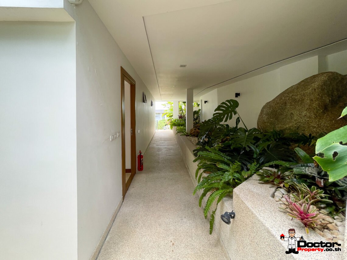 Spacious 5 Bedroom Pool Villa in Chaweng Noi, Koh Samui – For Sale
