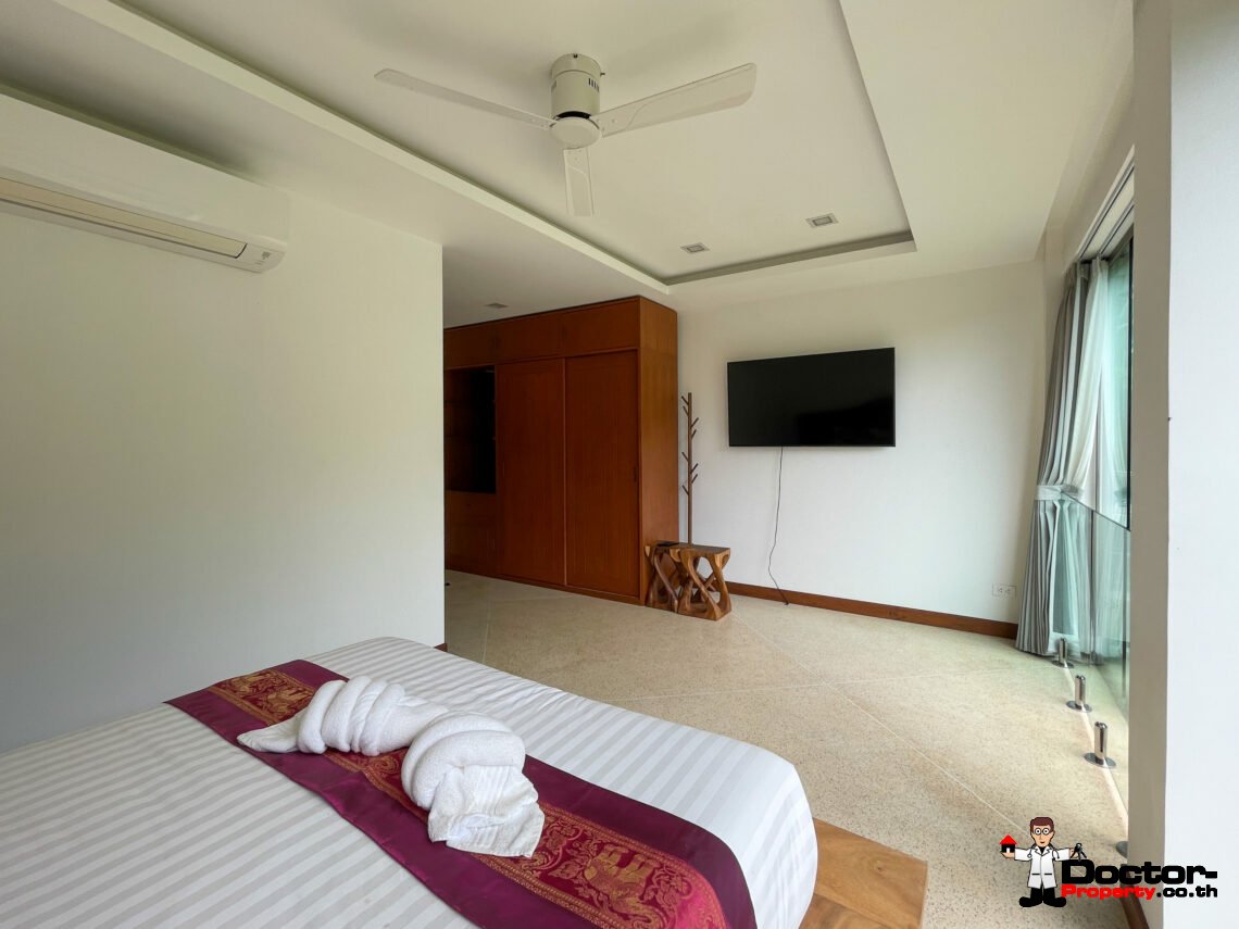 Spacious 5 Bedroom Pool Villa in Chaweng Noi, Koh Samui – For Sale
