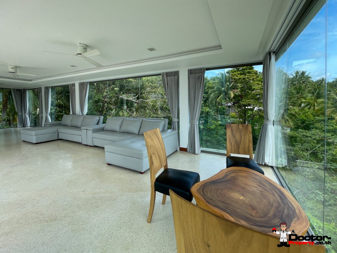 Spacious 5 Bedroom Pool Villa in Chaweng Noi, Koh Samui – For Sale