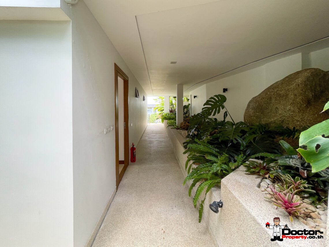 Spacious 5 Bedroom Pool Villa in Chaweng Noi, Koh Samui – For Sale