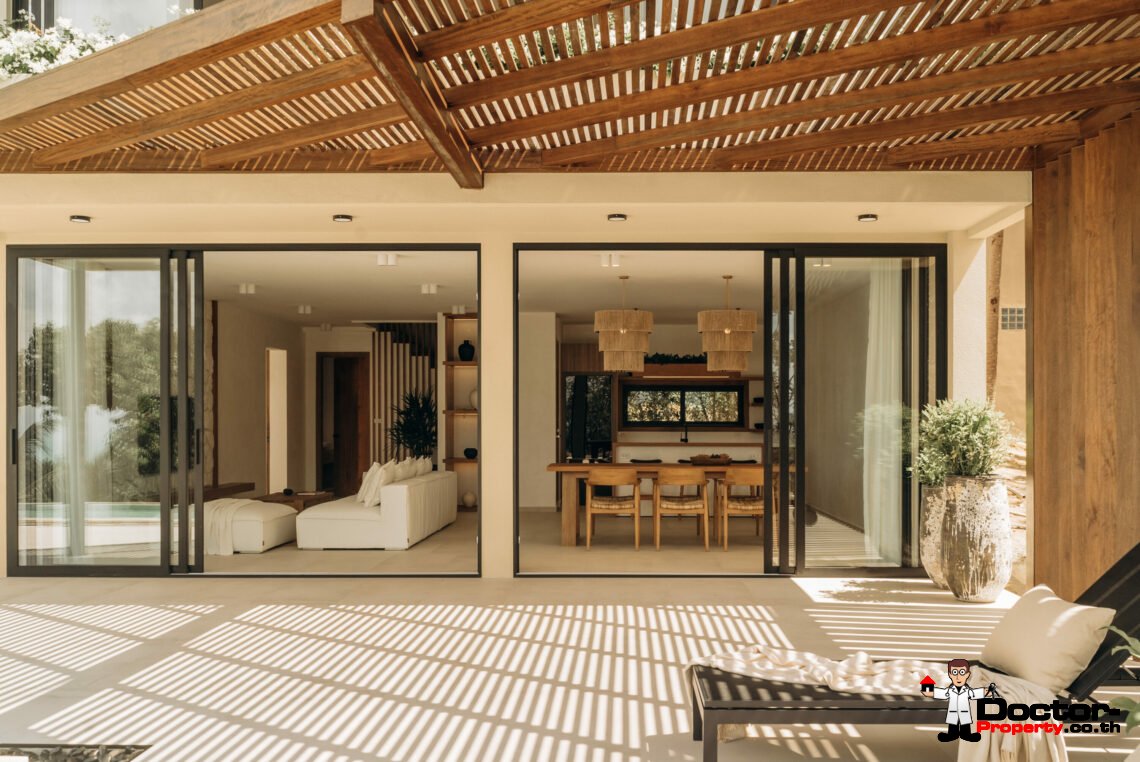 New 3 Bedroom Pool Villa with Seaview – Chaweng Noi, Samui – For Sale