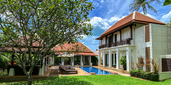 Asian Style 2 Bedroom Villa, near Bangrak Beach, Koh Samui – For Sale