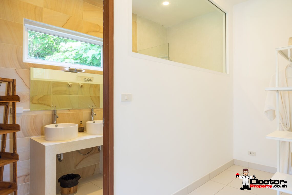 5 Bedroom Seaview Villa Chaweng, Koh Samui – For Sale