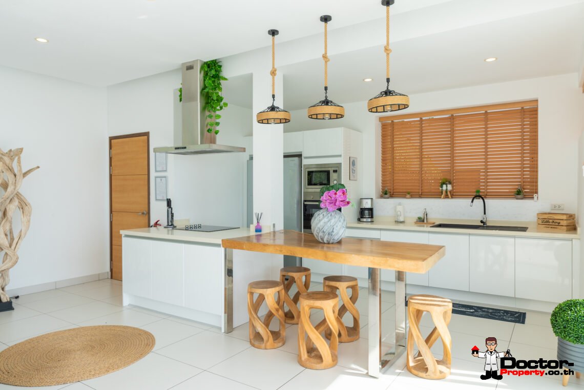 5 Bedroom Seaview Villa Chaweng, Koh Samui – For Sale