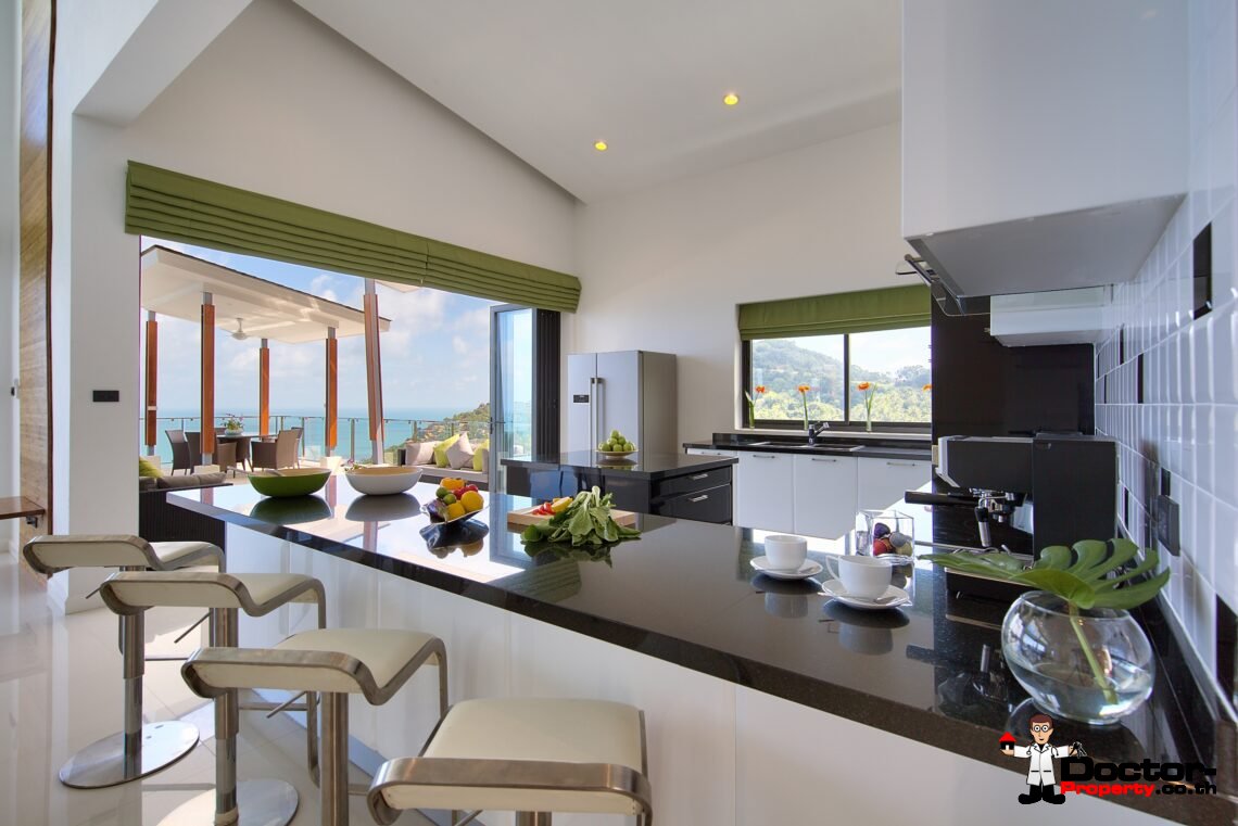 Magnificent 4 Bedroom Seaview Villa in Chaweng Noi, Koh Samui – For Sale