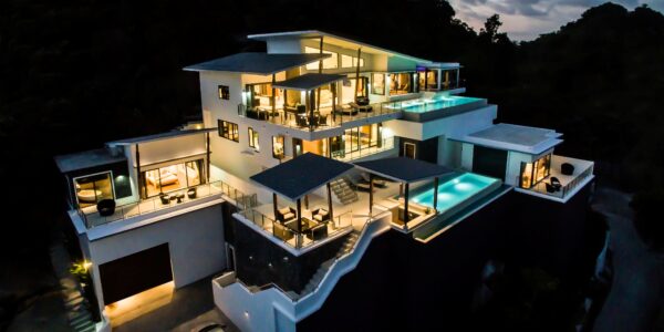 Magnificent 4 Bedroom Seaview Villa in Chaweng Noi, Koh Samui – For Sale