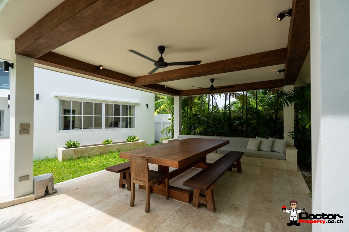 Elegant 6 Bedroom Pool Villa in Lamai, Koh Samui – For Sale
