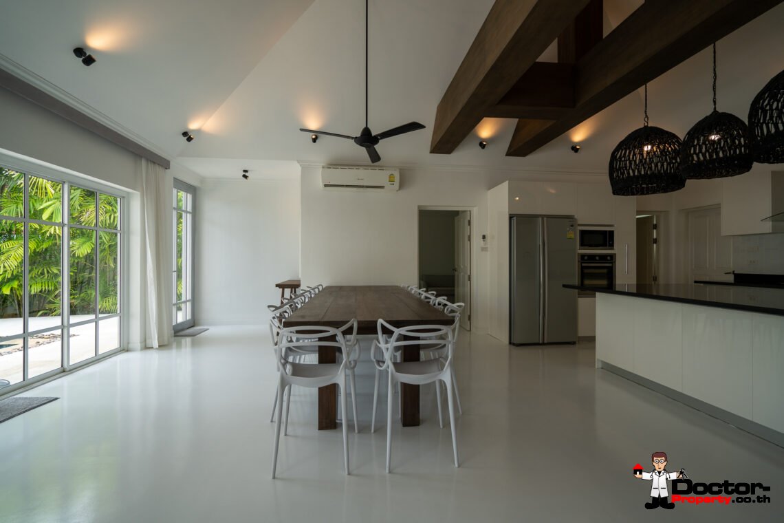 Elegant 6 Bedroom Pool Villa in Lamai, Koh Samui – For Sale