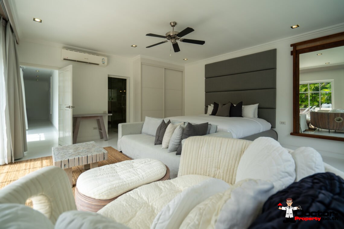 Elegant 6 Bedroom Pool Villa in Lamai, Koh Samui – For Sale