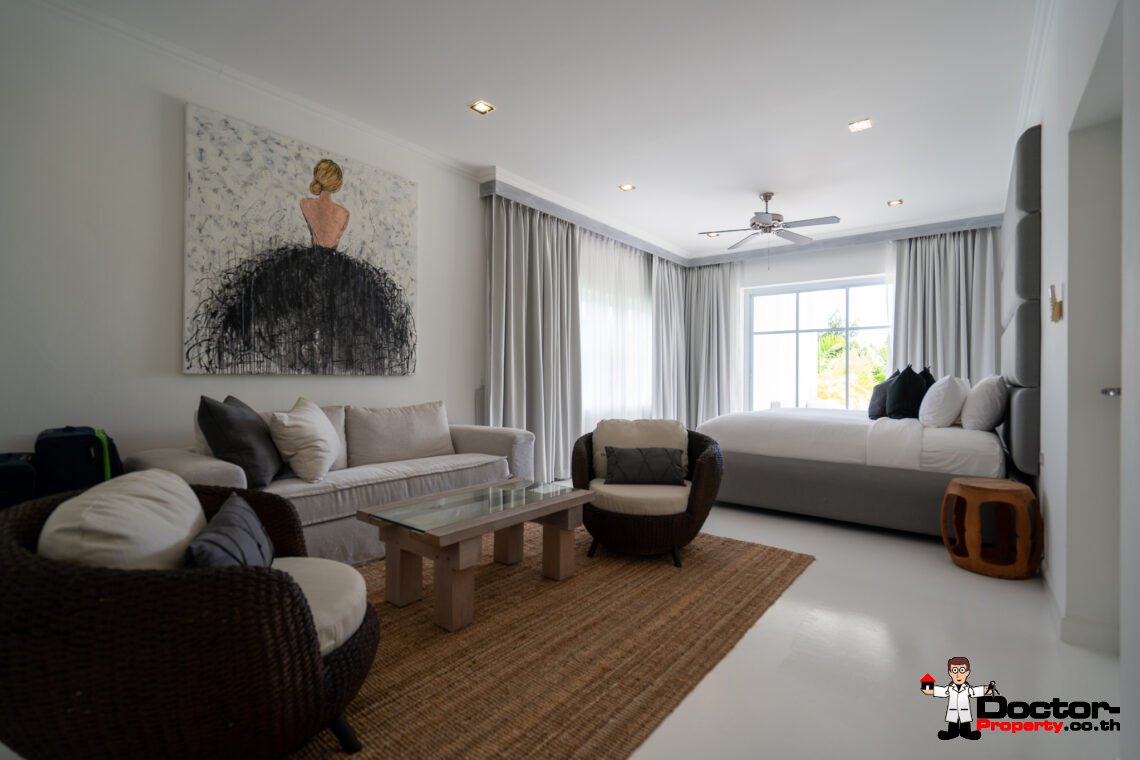 Elegant 6 Bedroom Pool Villa in Lamai, Koh Samui – For Sale
