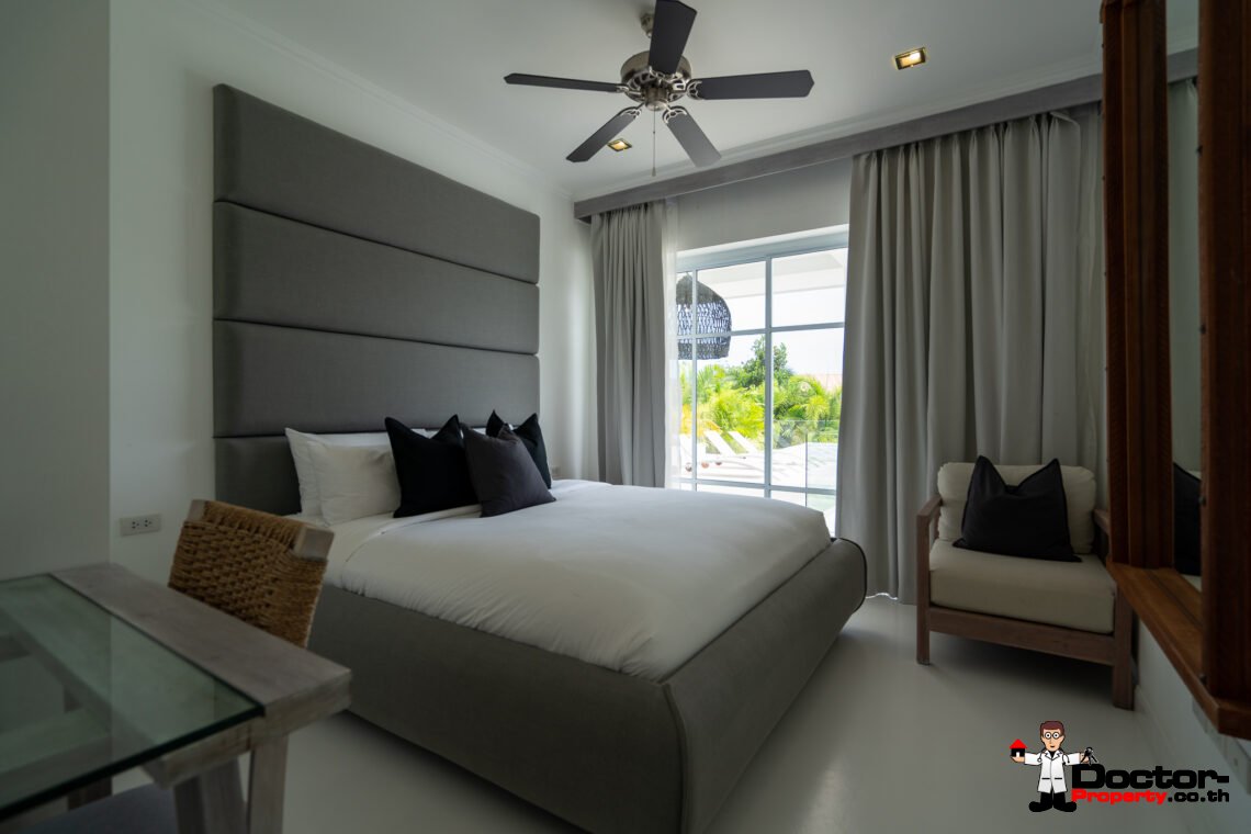Elegant 6 Bedroom Pool Villa in Lamai, Koh Samui – For Sale
