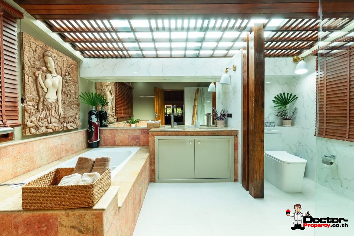 Fantastic 4 Bedroom Beachfront Villa – Thong Krut – Koh Samui – for sale