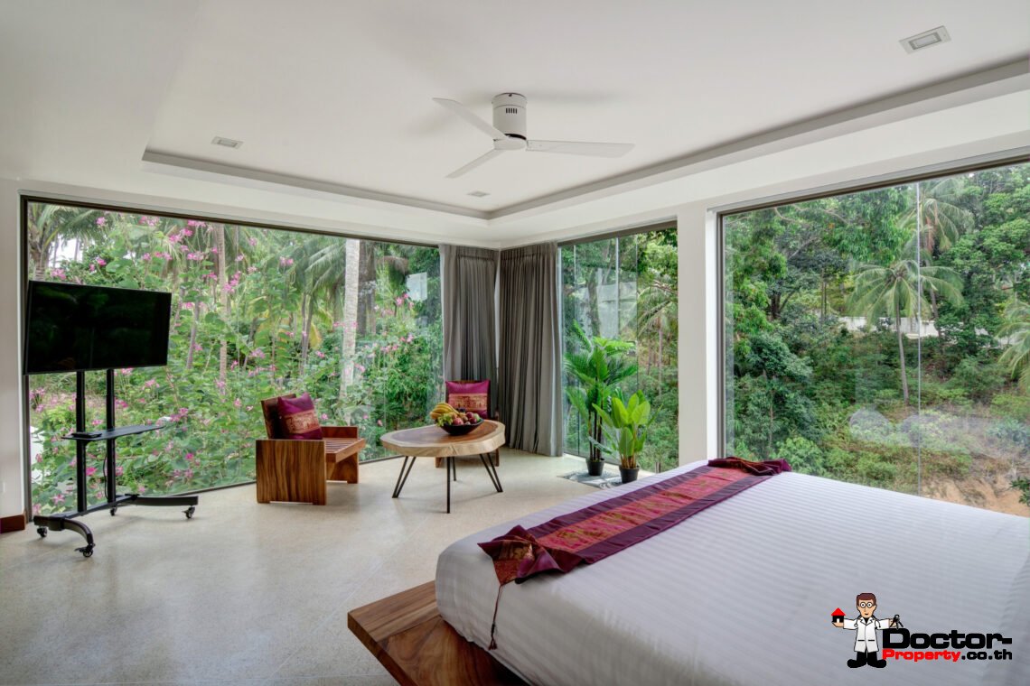 Spacious 5 Bedroom Pool Villa in Chaweng Noi, Koh Samui – For Sale