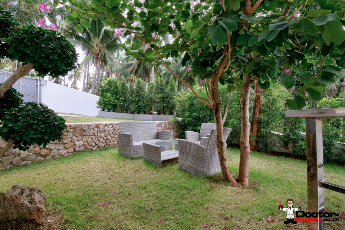 Spacious 5 Bedroom Pool Villa in Chaweng Noi, Koh Samui – For Sale