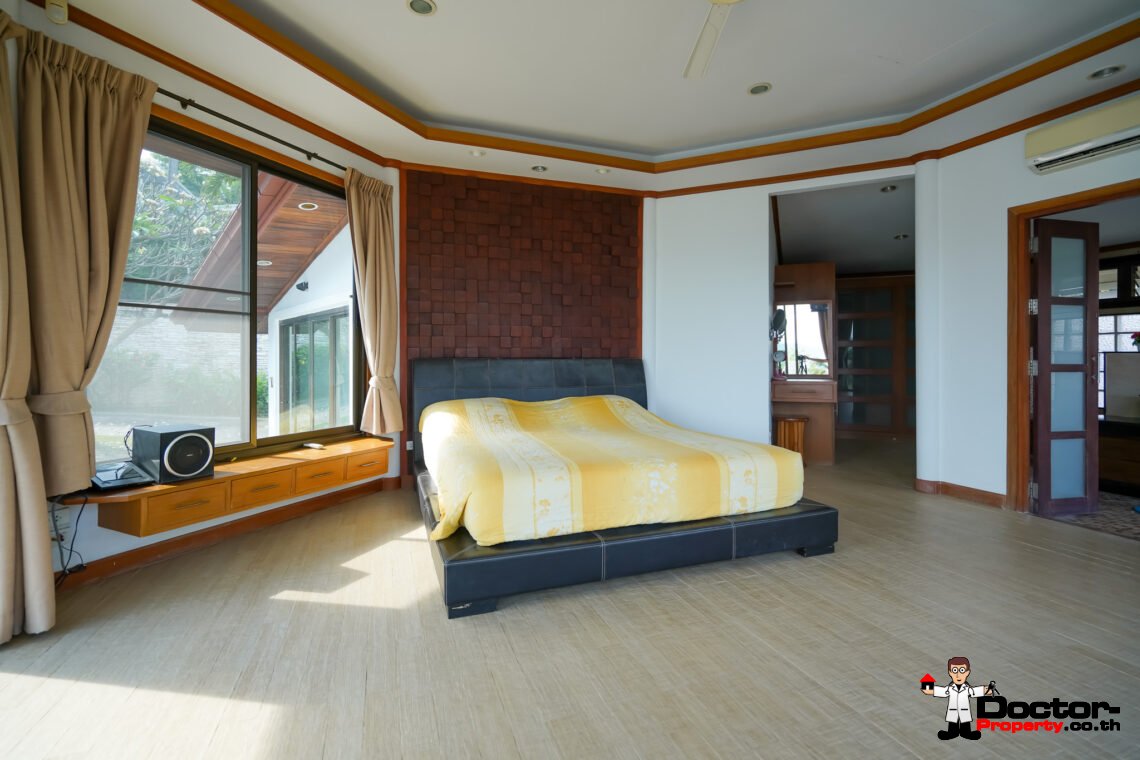 5 Bedroom Villa – Bang Rak – Koh Samui – for sale
