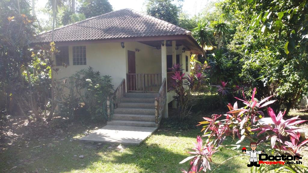 1 House – 2 Bungalows – 5 Bedrooms – Lipa Noi – Koh Samui – For Sale