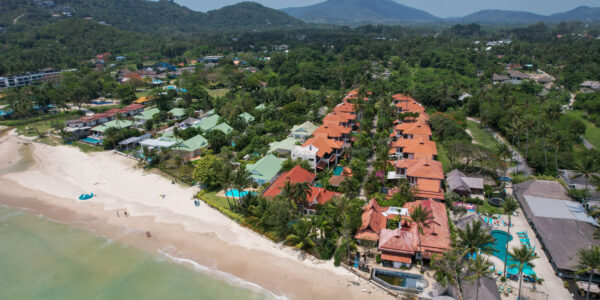 Traditional Style 4 Bedroom Villa, near Beach in Laem Set, Koh Samui – For Sale