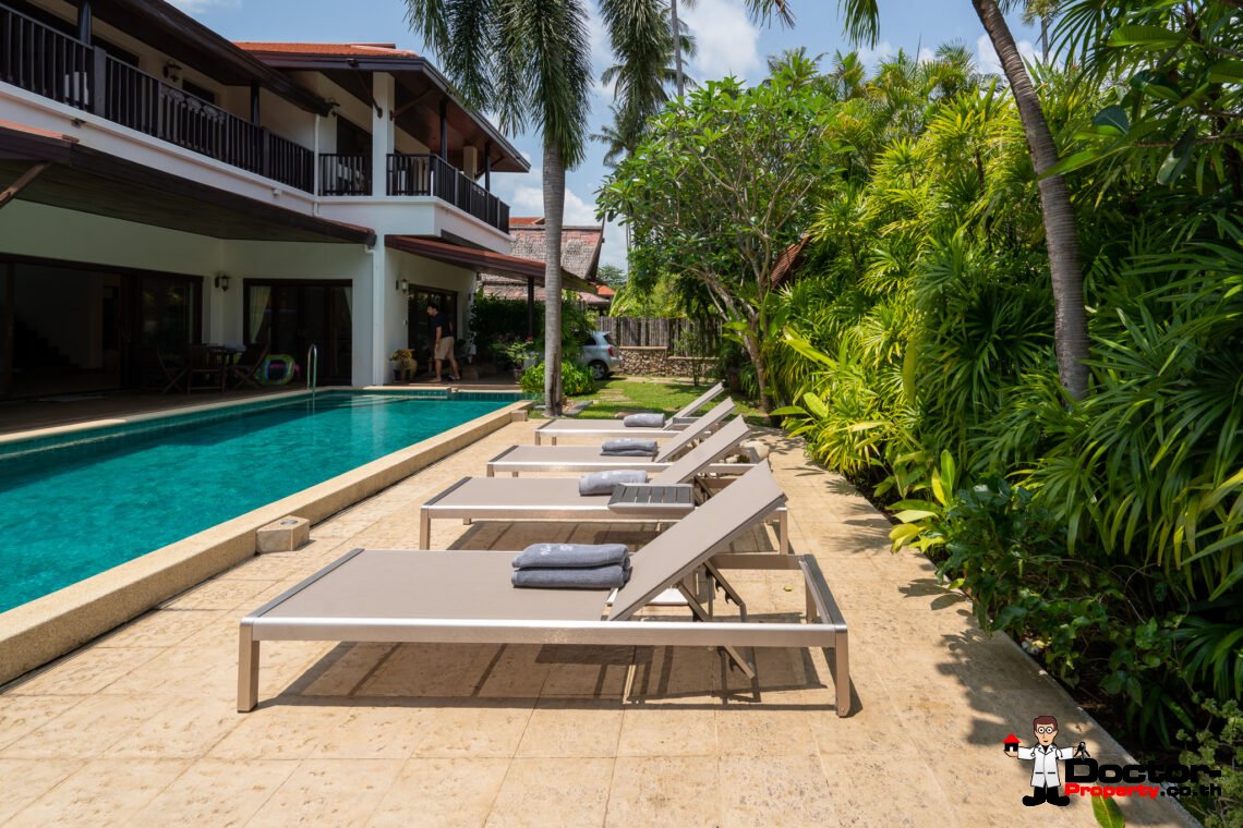 Traditional Style 4 Bedroom Villa, near Beach – Hua Thanon, Koh Samui – For Sale